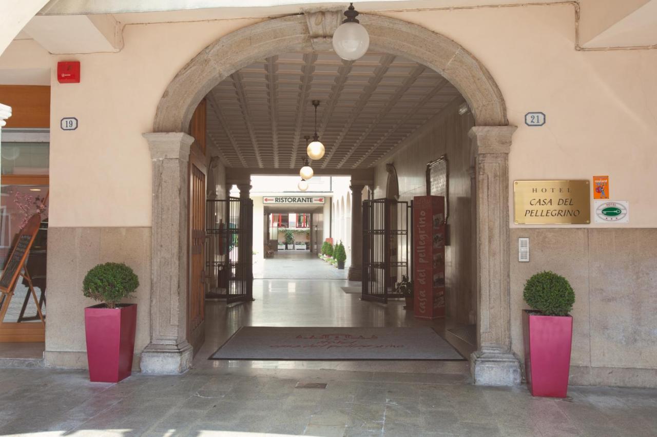 Hotel Casa Del Pellegrino Padova Exterior photo